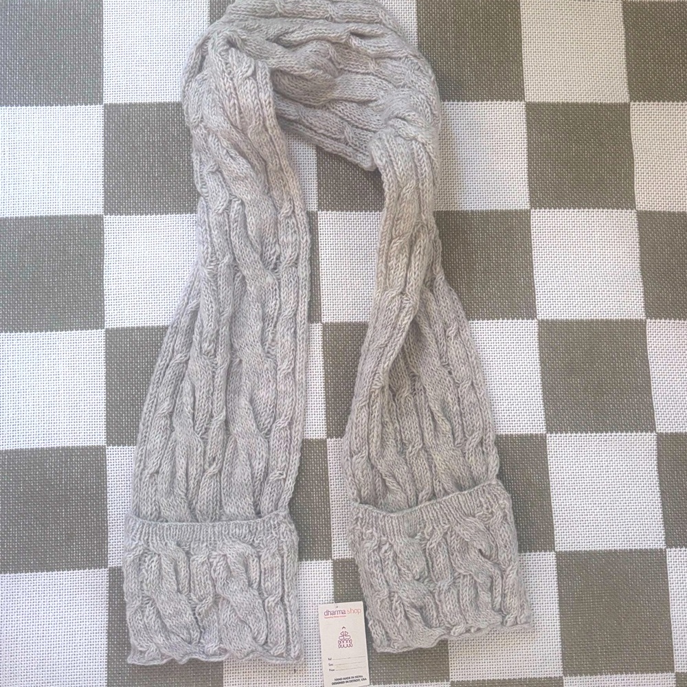 Chunky Knit Gray Scarf Made in Nepal